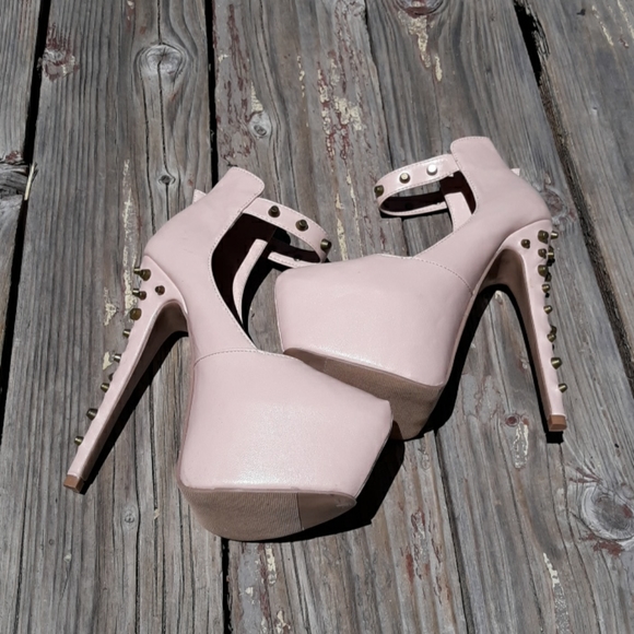 Paper Fox Heels - Picture 2 of 6